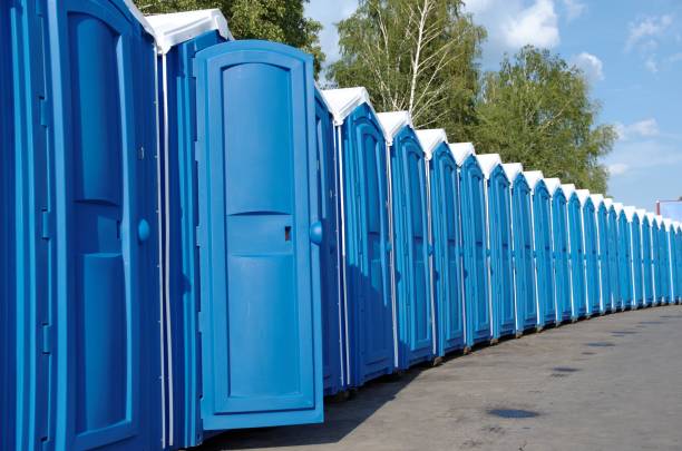 Best Restroom trailer rental cost  in Walnut Creek, OH